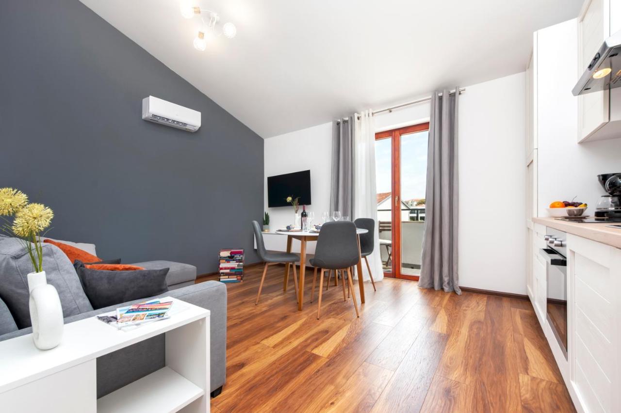 Apartments E&M Pula Dış mekan fotoğraf